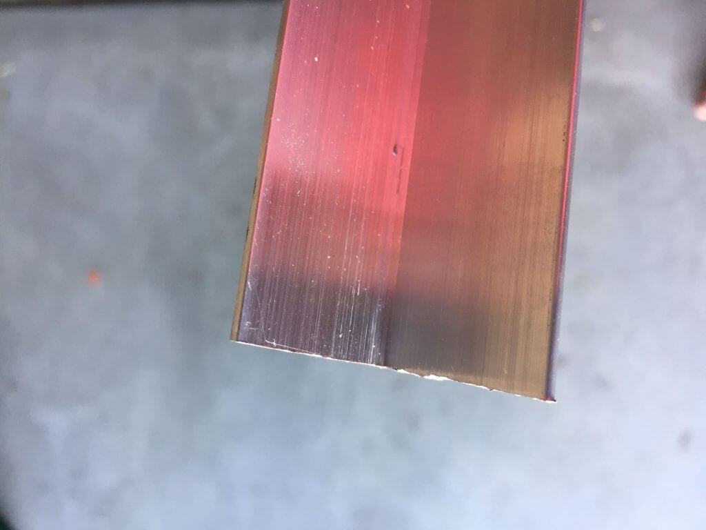 Rough edge of DIY display shelve