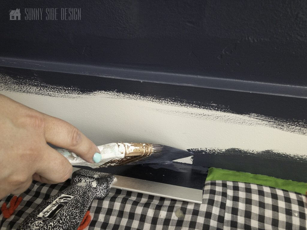 Tip for painting existing base board