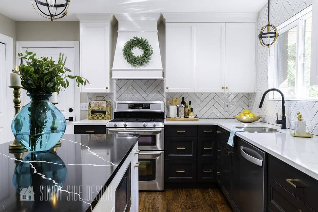 How to Create a Chic and Timeless Black and White Kitchen
