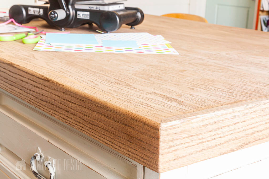 Home Office Ideas, close up view of the oak countertop on the standin workstation