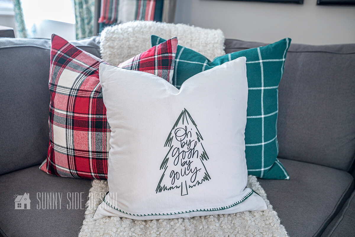 Read more about the article Easy Pillow Cover Tutorial You’ll Love