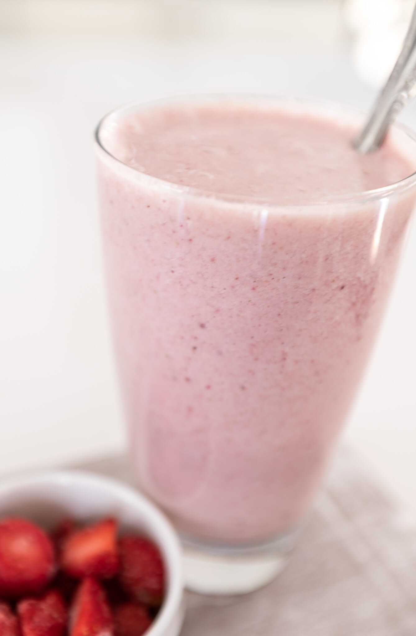 Healthy protein strawberry smoothie recipes.