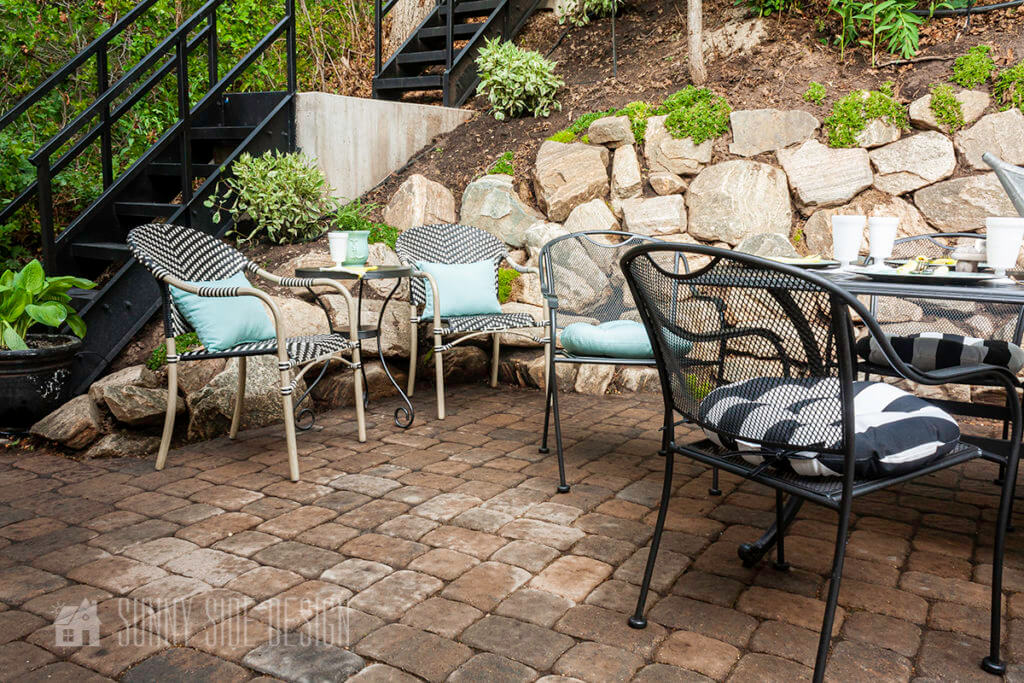 Backyard Patio Ideas, create a seating area on a paver patio.