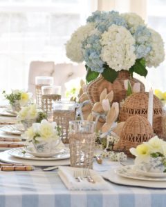 30 Beautiful Spring Table Decor Ideas | Sunny Side Design