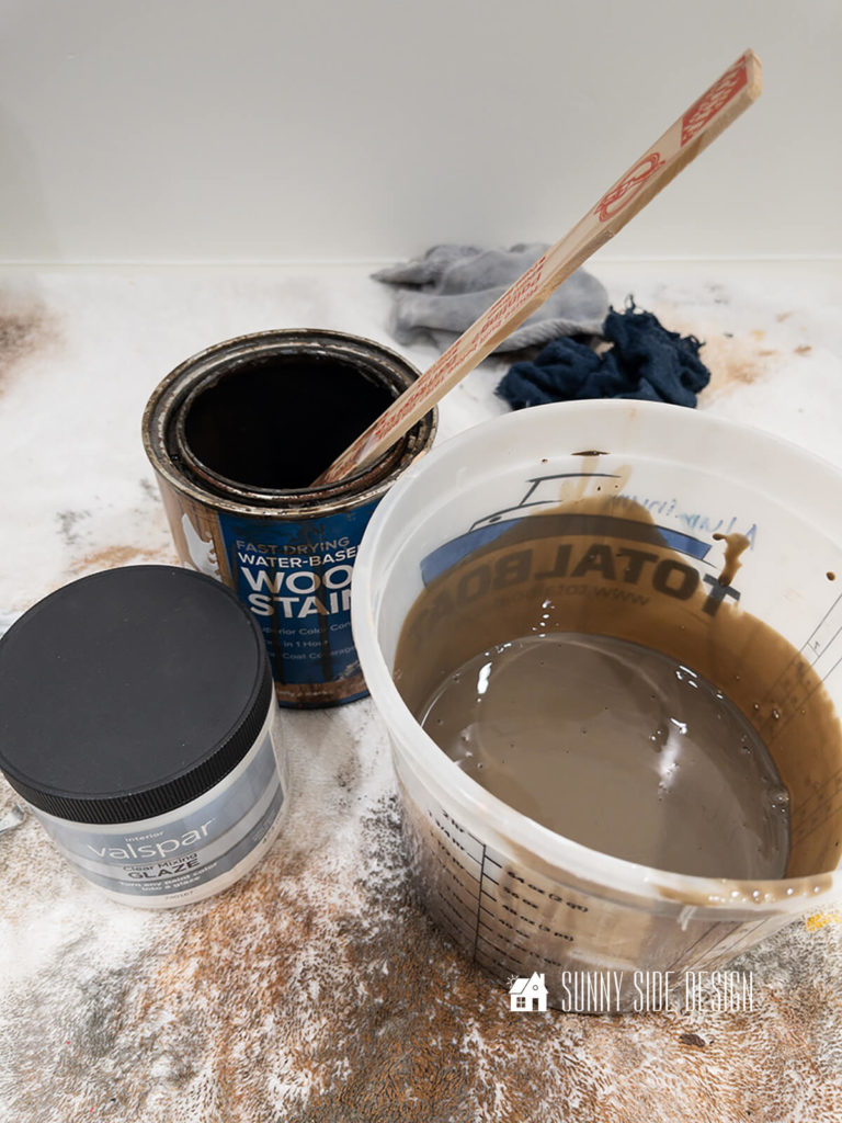 Mix 1 part stain with 1 part glaze in a bucket for this faux wood grain finish.