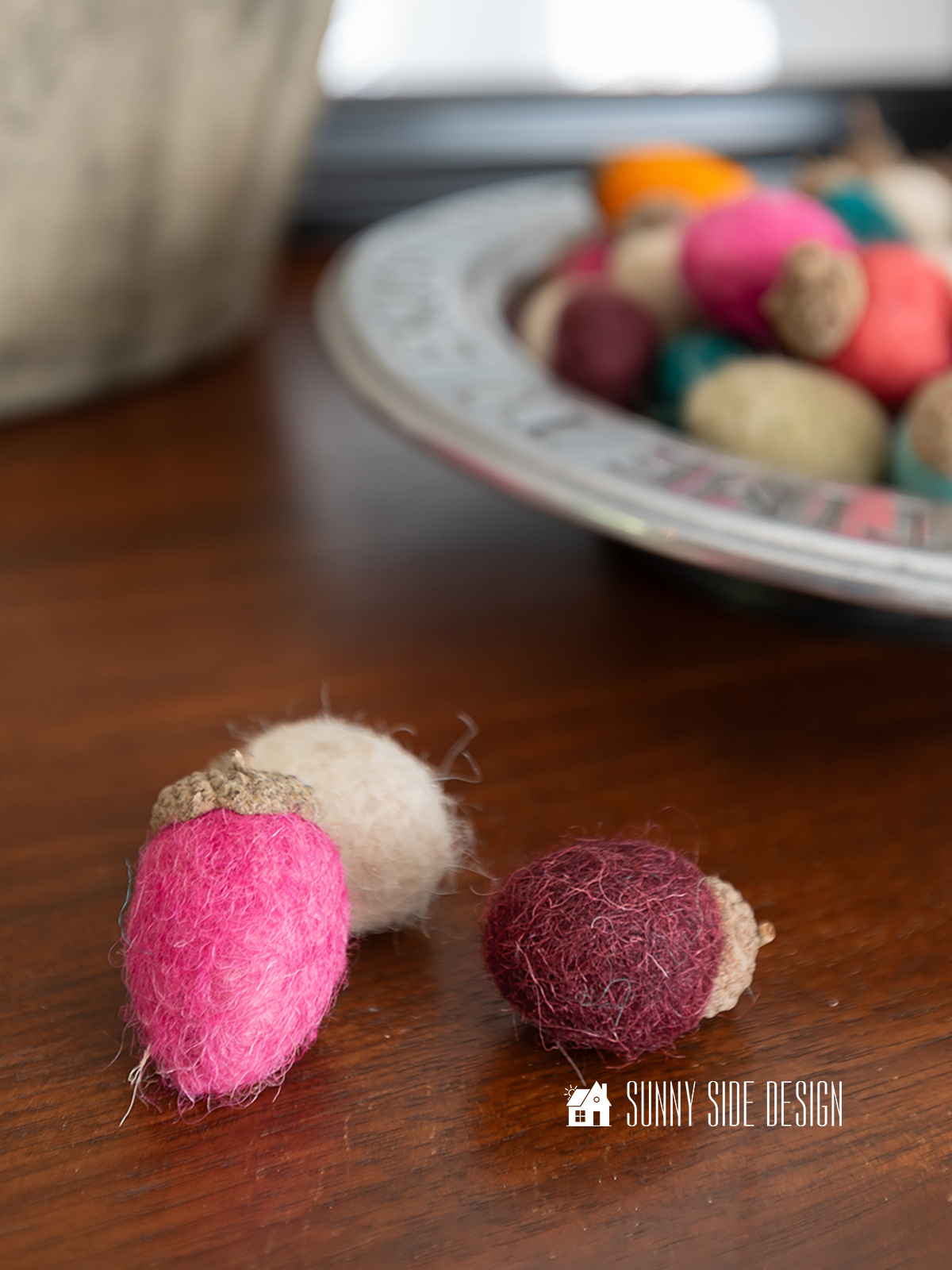 Easy Acorn Craft with Real Caps and Wool Balls | Sunnyside Home