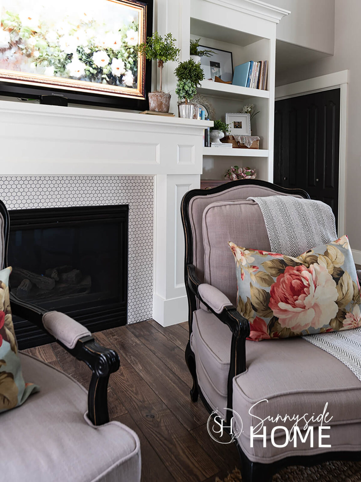 25+ Easy Ways to Refresh Your Living Room—No Paint or New Furniture ...