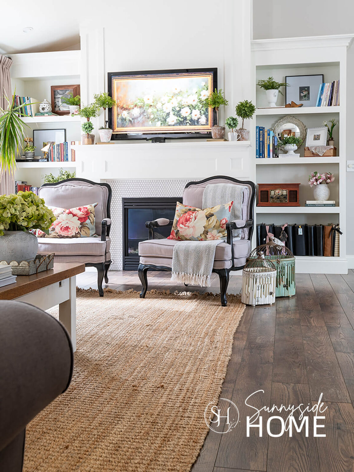 25+ Easy Ways to Refresh Your Living Room—No Paint or New Furniture ...