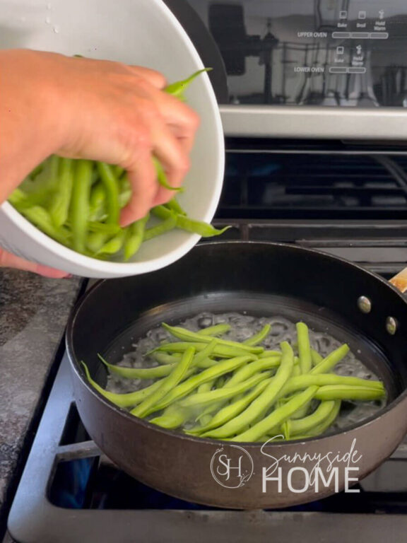 Quick and Easy Spicy String Beans (Ready in 10 Minutes) | Sunnyside Home